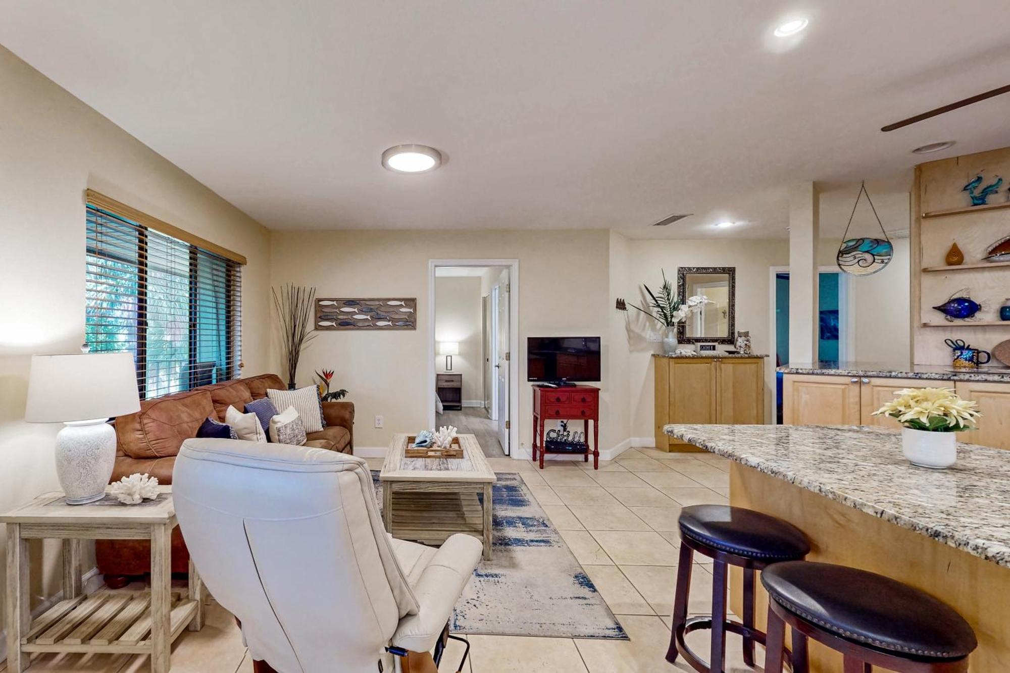 Apartment Island 44d *
